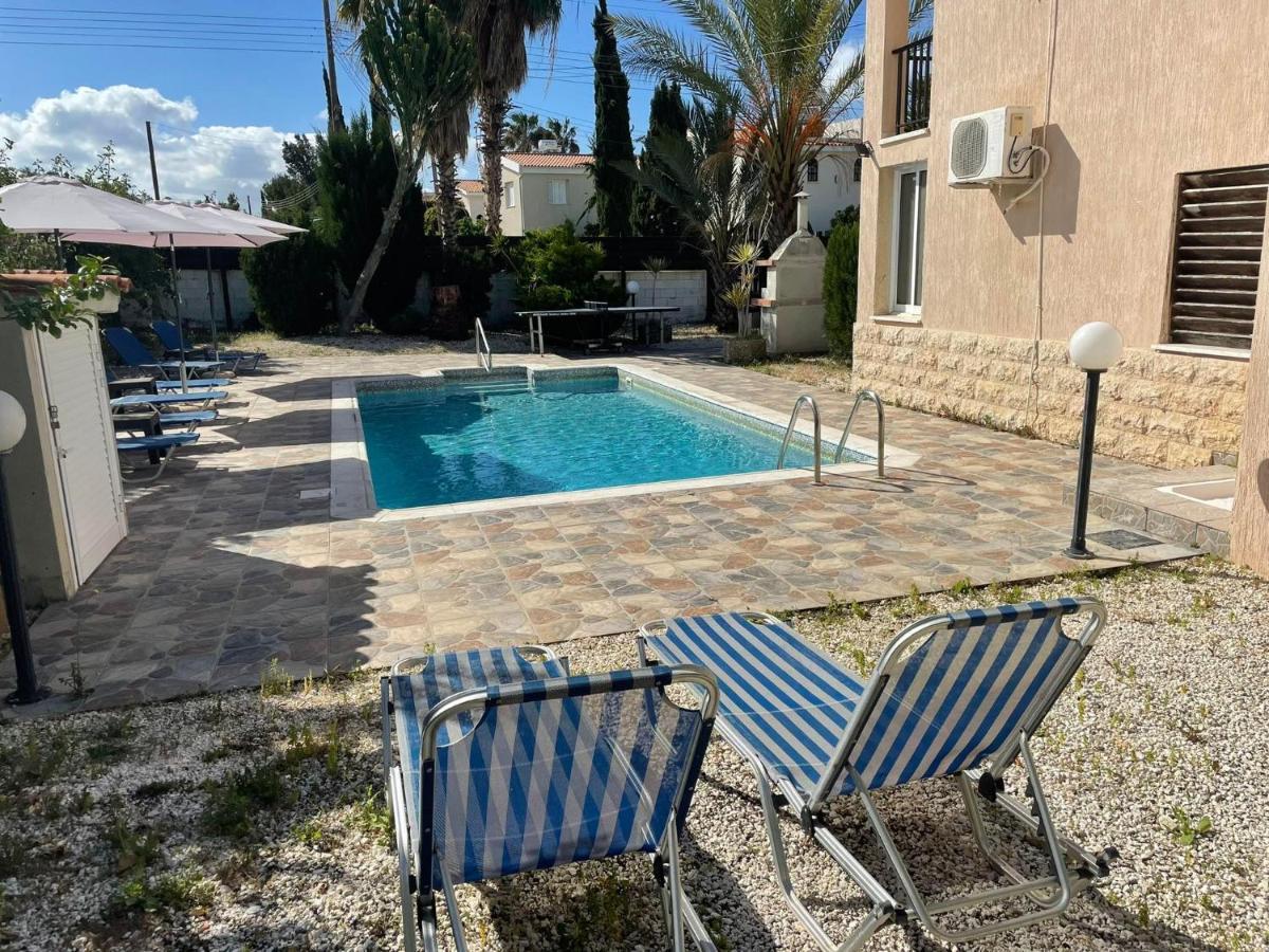 Villa Ocean Stones 1Km From Main Coral Bay Beach Peyia Buitenkant foto