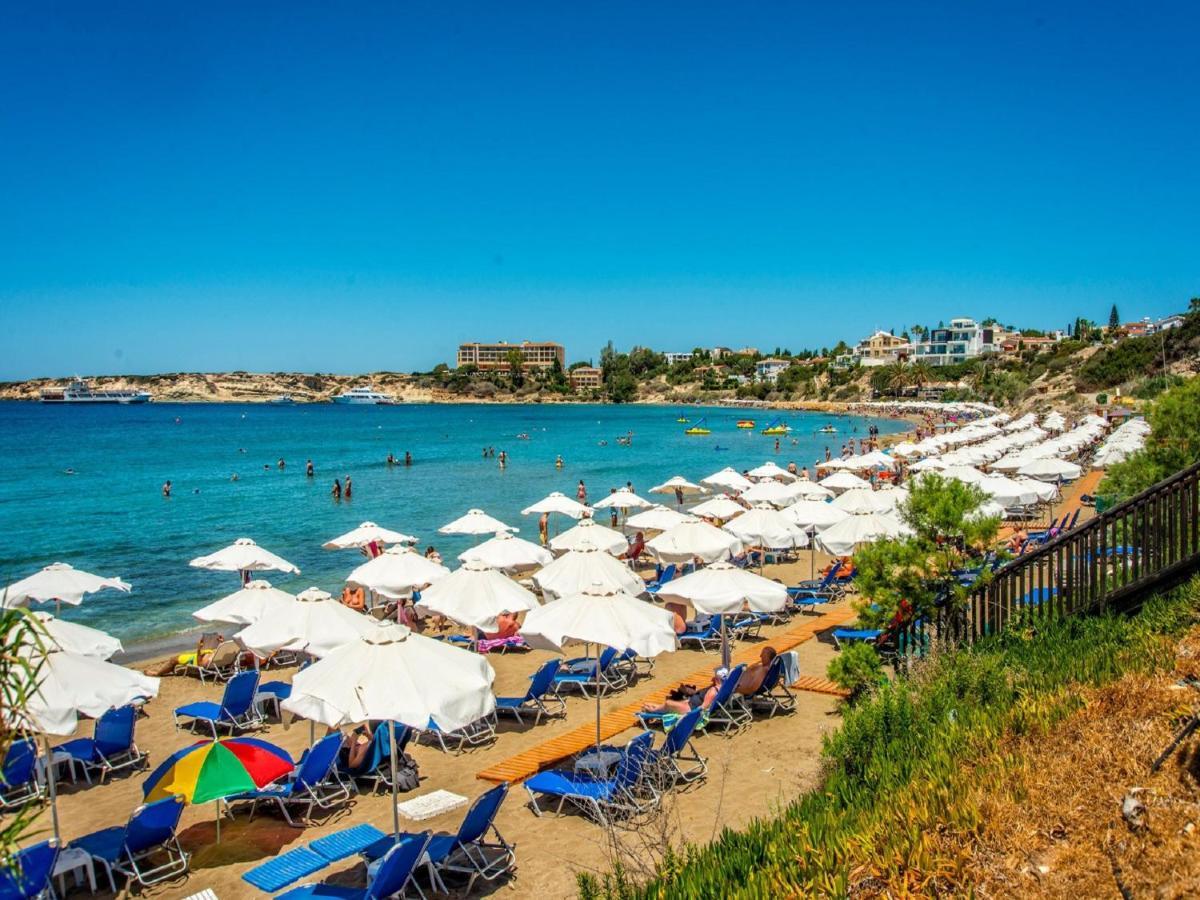 Villa Ocean Stones 1Km From Main Coral Bay Beach Peyia Buitenkant foto